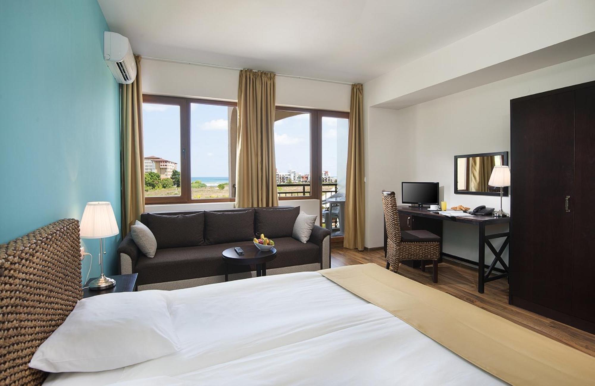 Double Room Balcony Partial Sea View